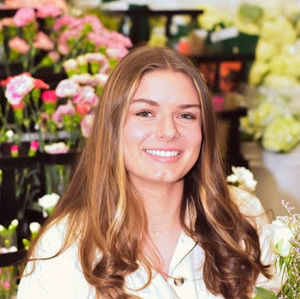 Meet your Posher, Olivia